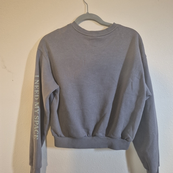 H&M Gray NASA Graphic Sweater - Picture 2 of 4